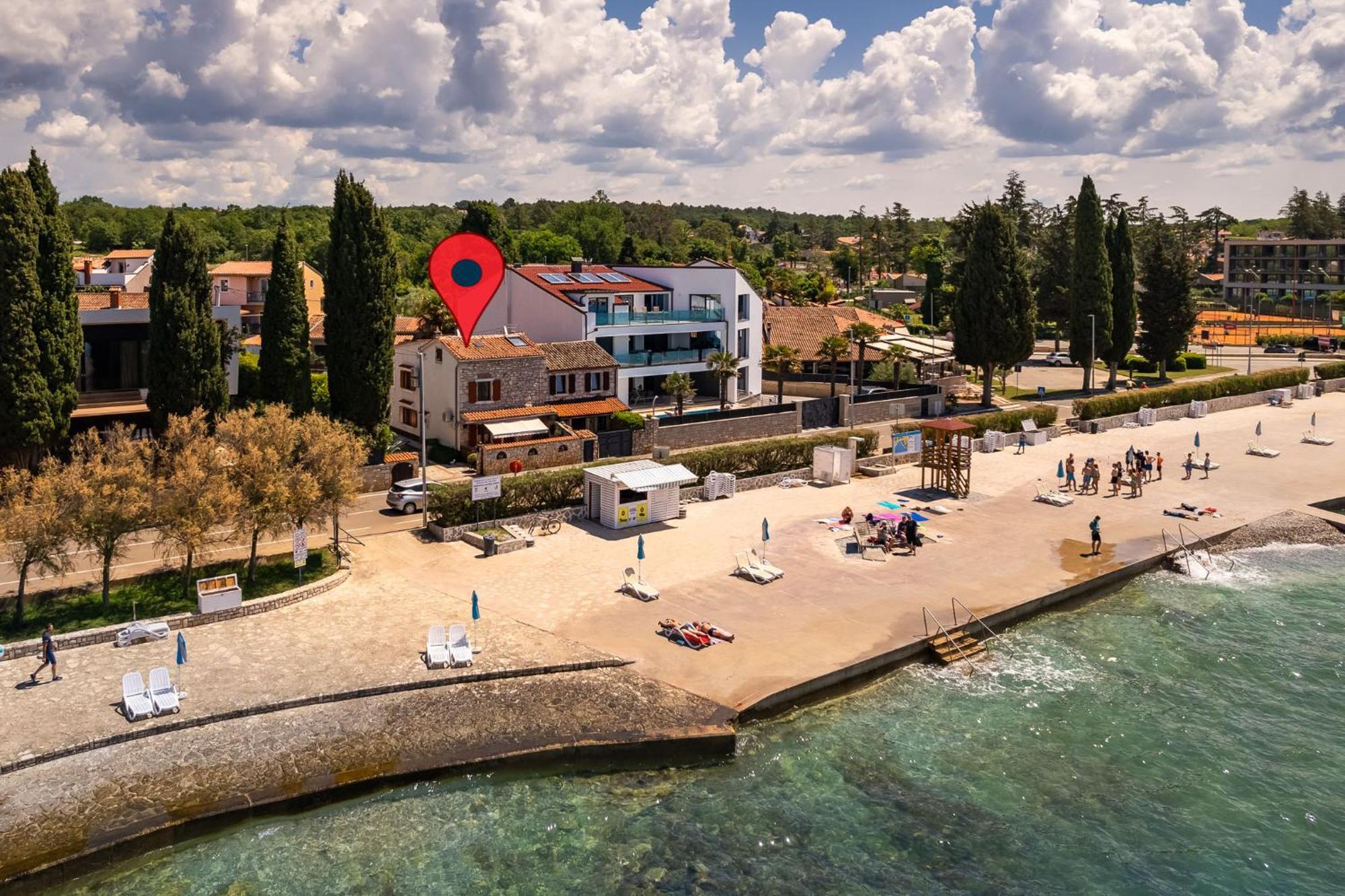 Beach House - Sea Breeze Porec Exterior photo